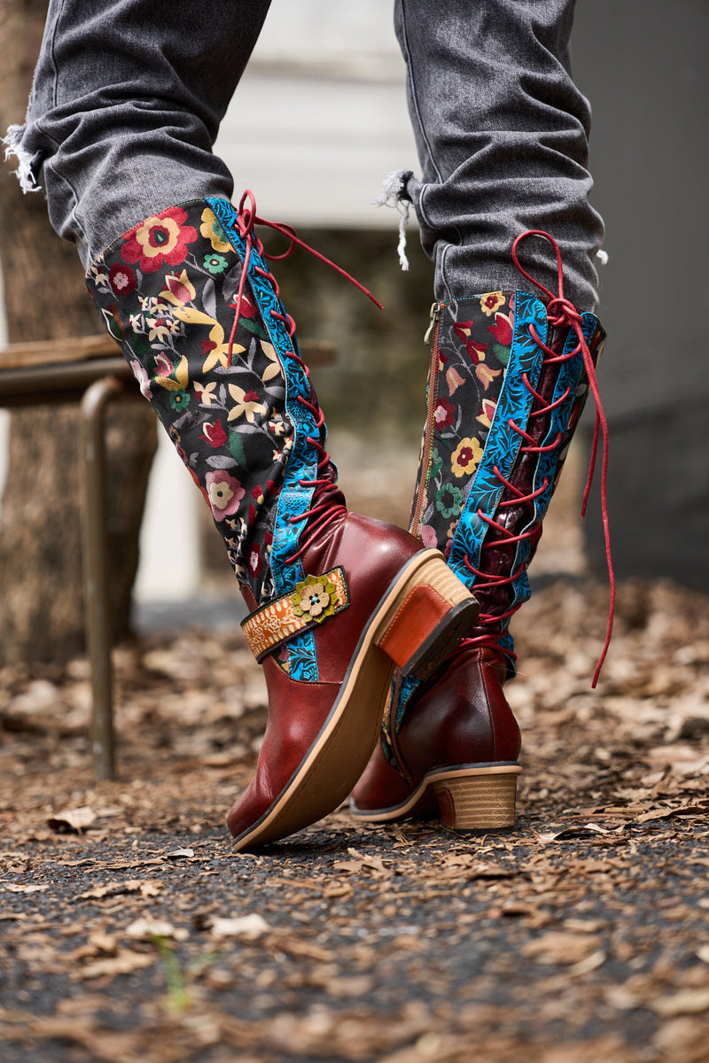 Beautifully Finished Boots in a Timeless Design