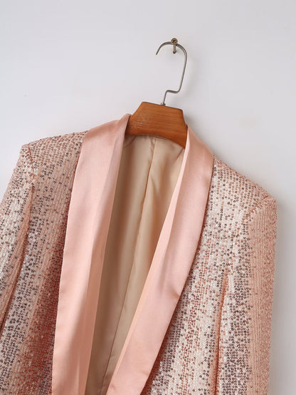 Well Tailored Garment with a Graceful Silhouette