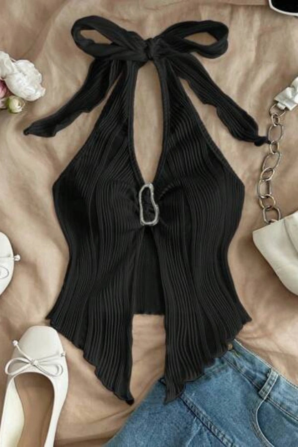 Beautifully Finished Garment in a Timeless Design