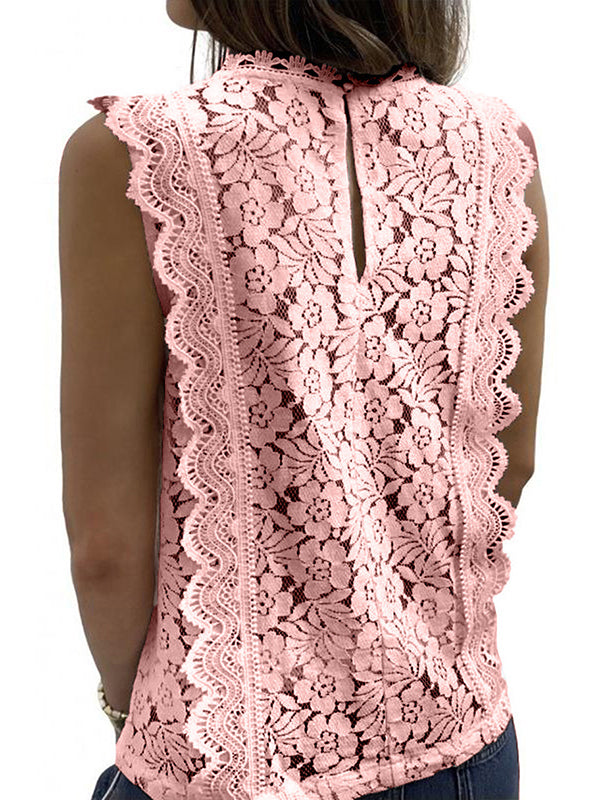 Effortlessly Elegant Top with a Timeless Design