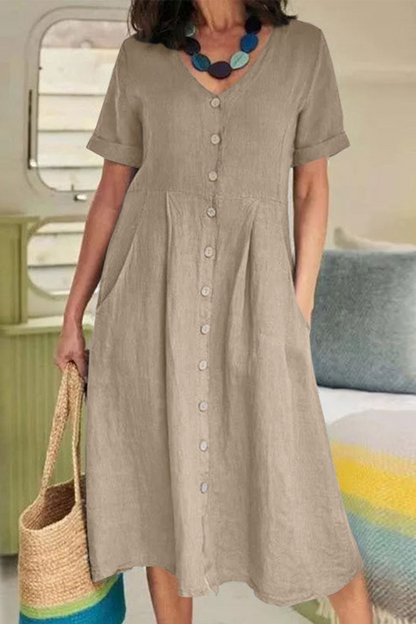 Sophisticated Dress with a Clean Classic Look