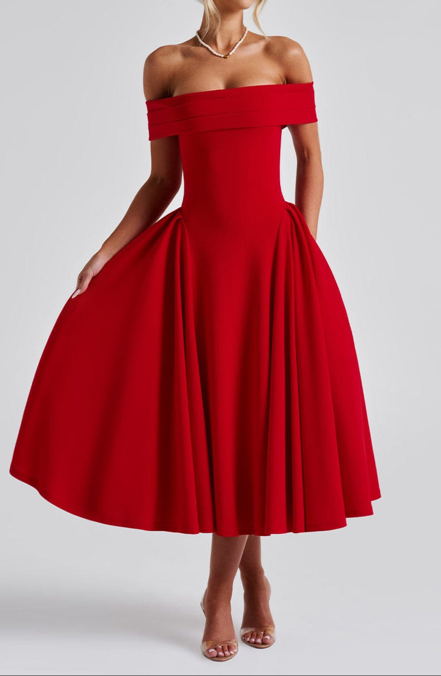 Classic Vintage Dress with a Flattering Fit