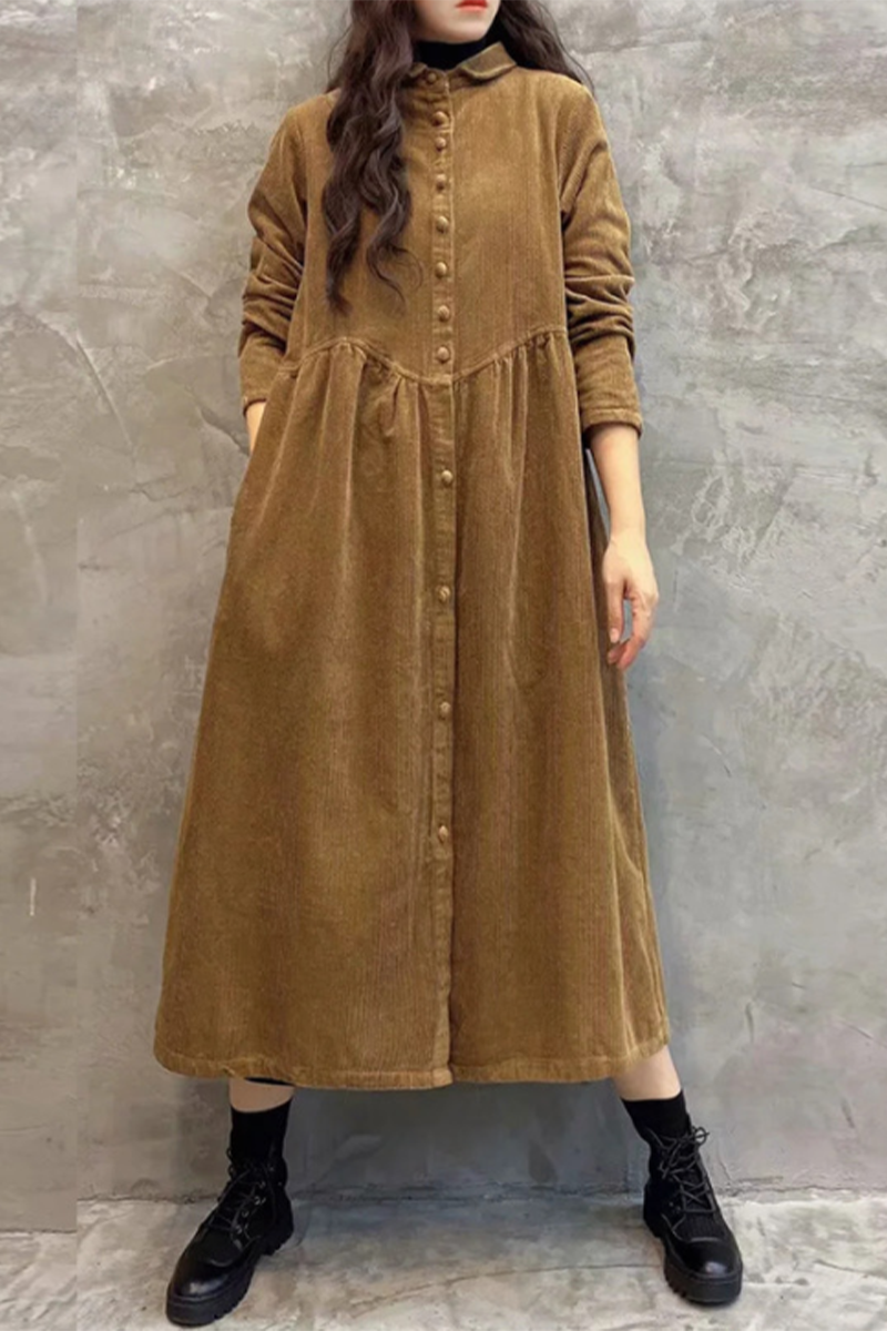 Effortlessly Elegant Garment with a Timeless Design