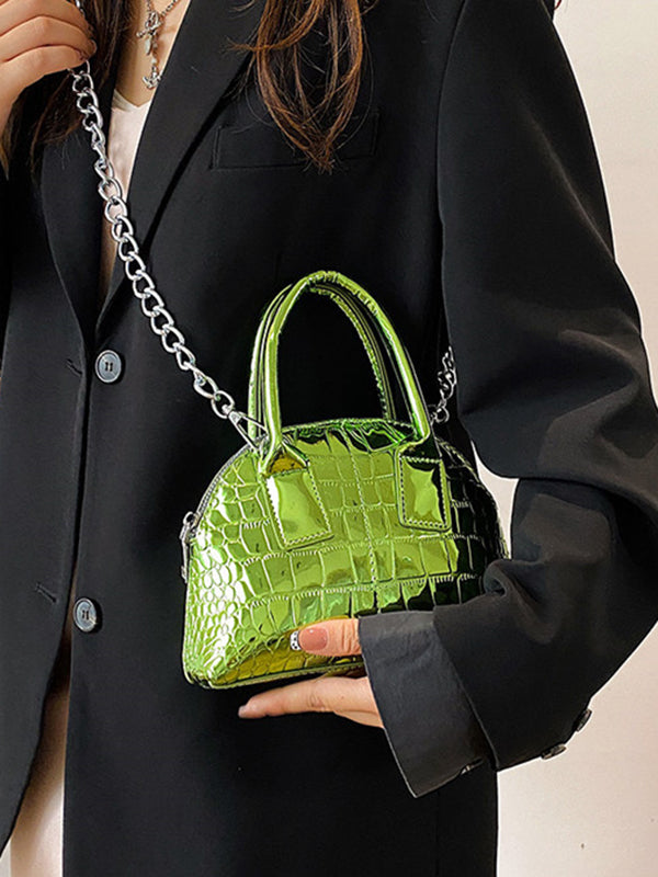 Beautifully Crafted Bag in a Classic Style