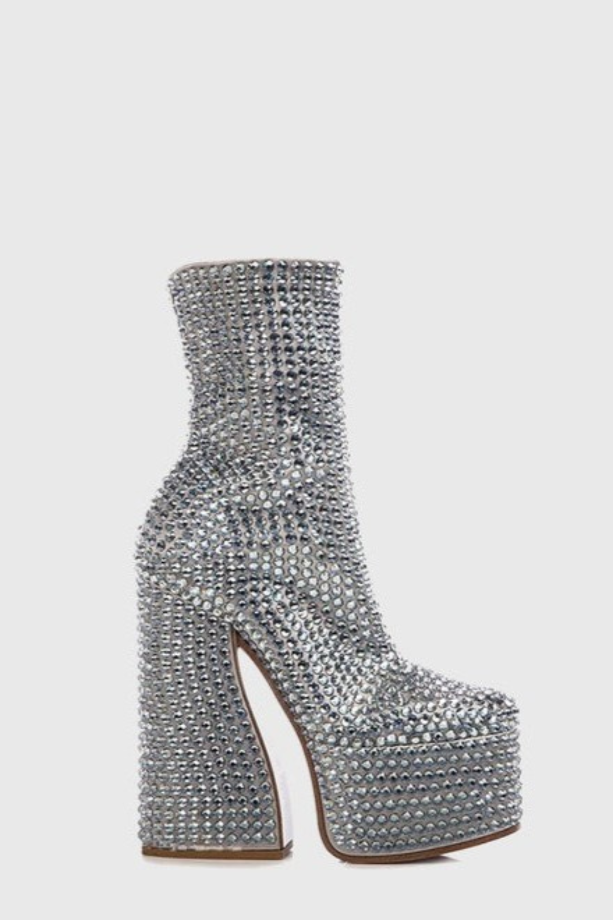 Classic Vintage Boots with a Flattering Fit