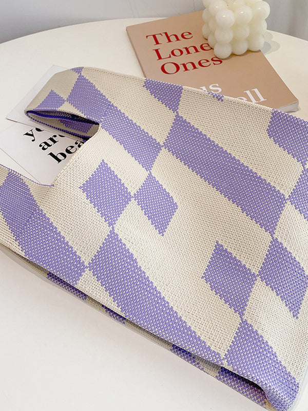 Sophisticated Bag with a Clean Classic Look