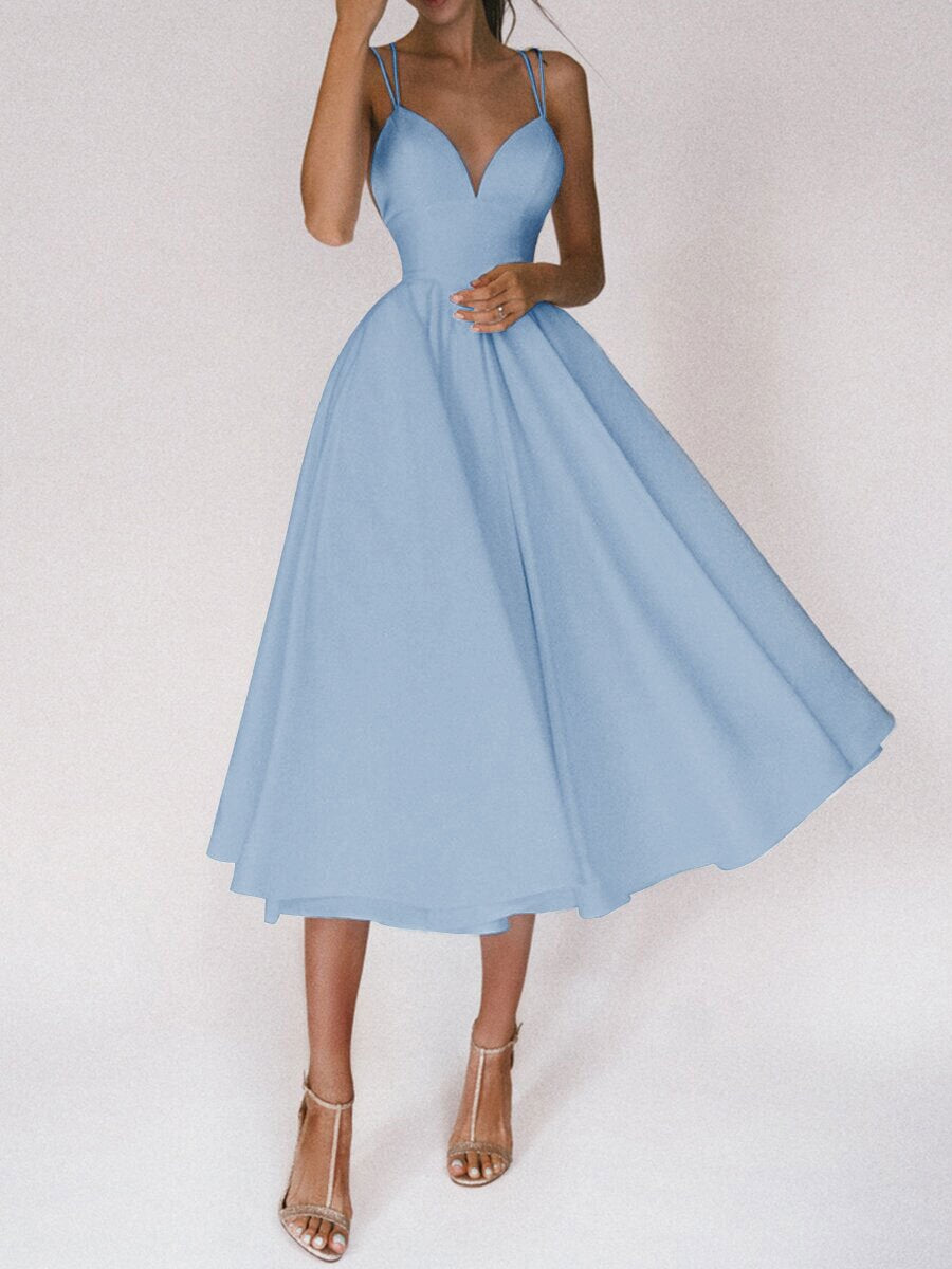 Sophisticated Garment with a Clean Classic Look