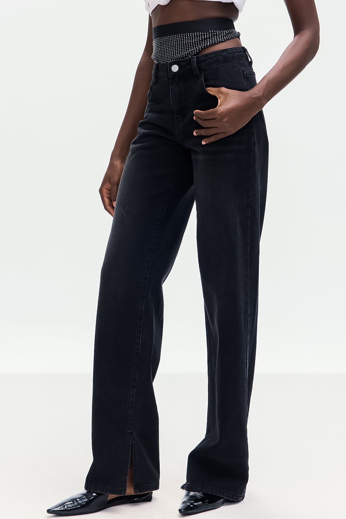 Gracefully Styled Garment for Any Occasion