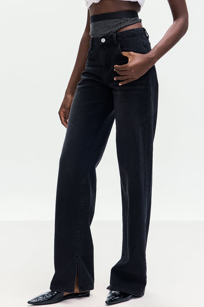 Gracefully Styled Garment for Any Occasion
