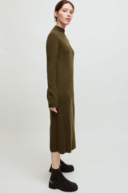 Polished Sweater with an Effortless Classic Look