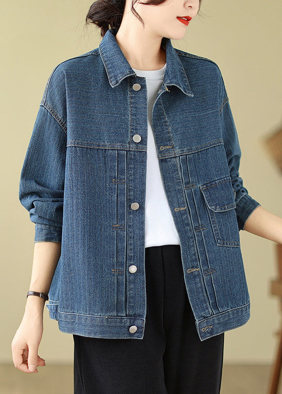 Effortlessly Elegant Coat with a Timeless Design