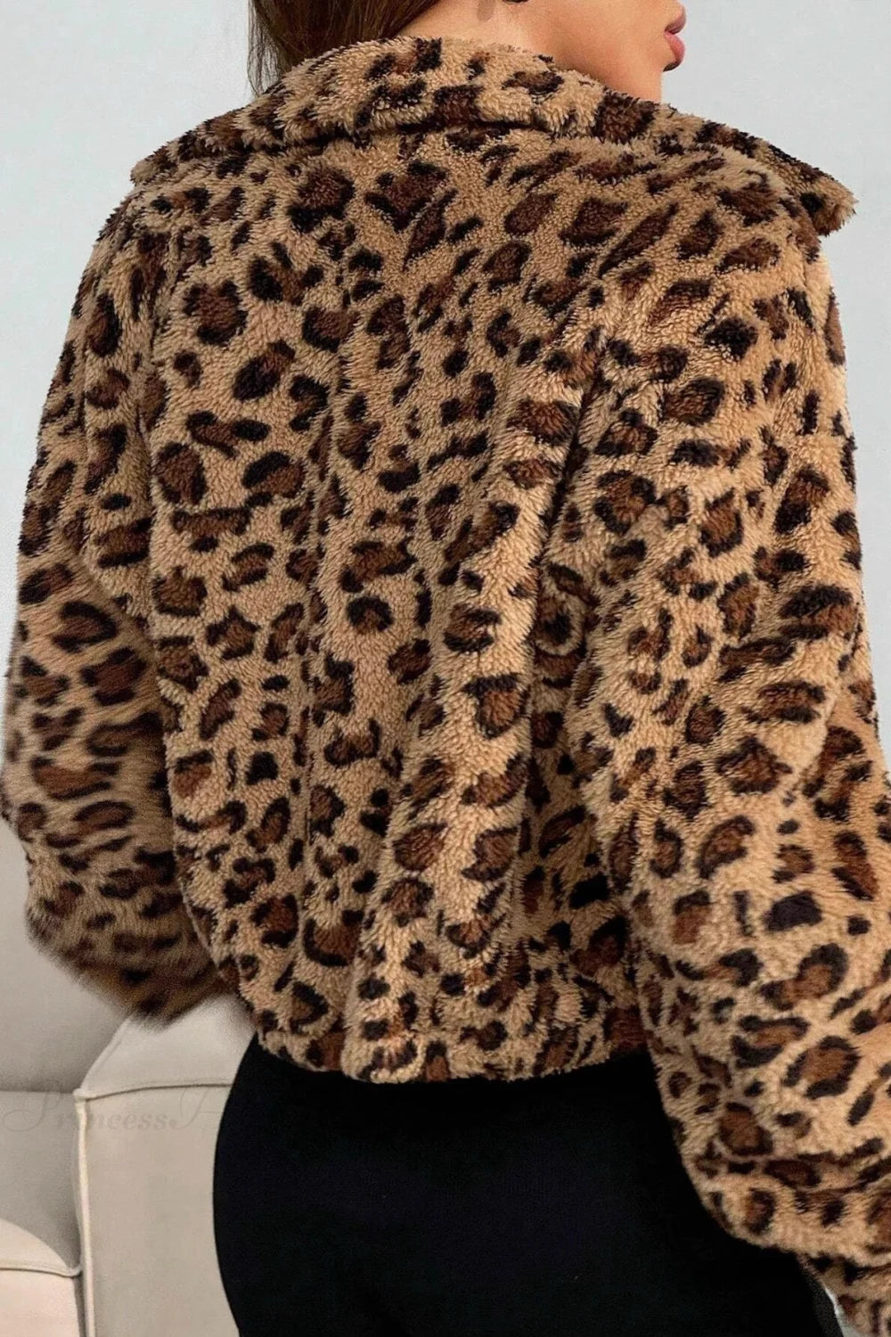 Beautifully Finished Coat in a Timeless Design
