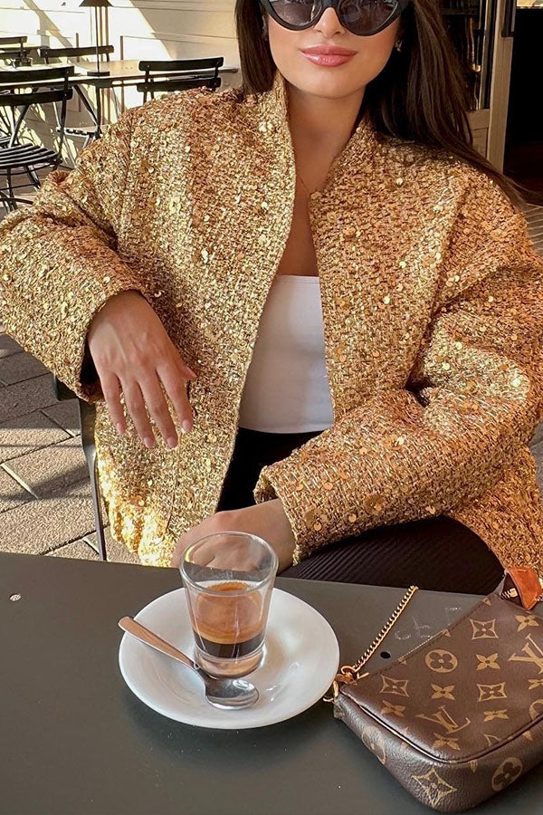 Well Tailored Jacket with a Graceful Silhouette