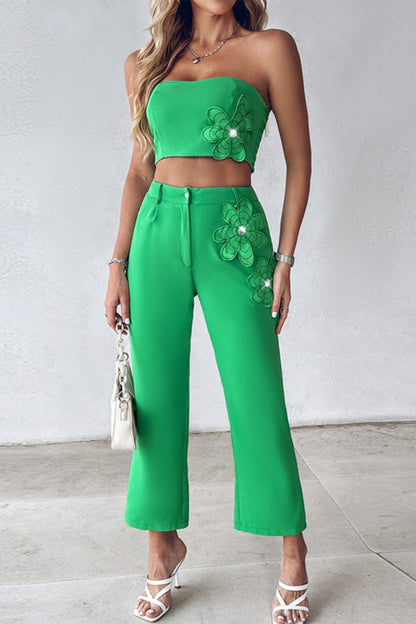 Well Tailored Garment with a Graceful Silhouette