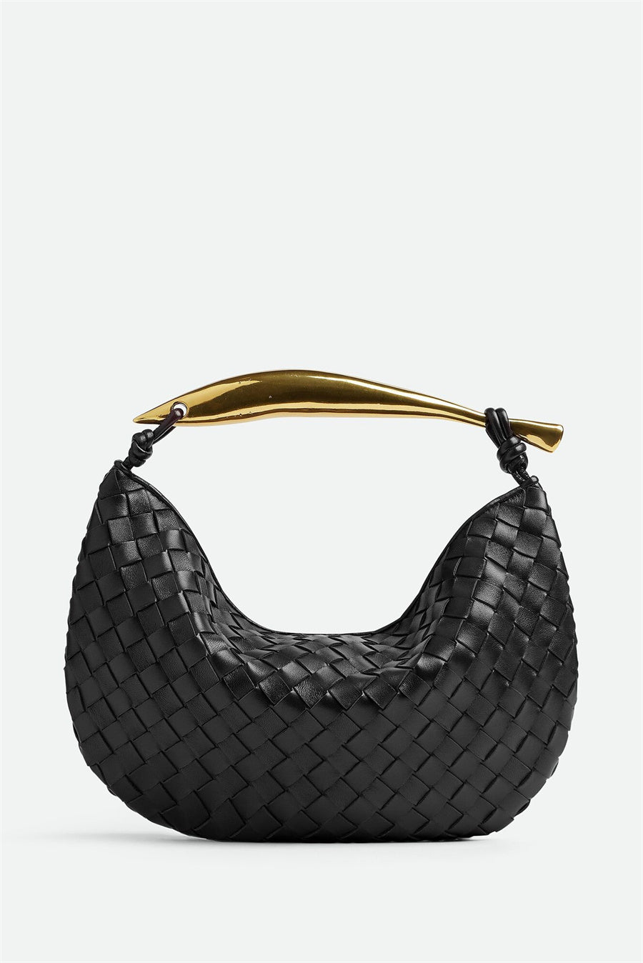 A Vintage Style Bag with Delicate Timeless Details