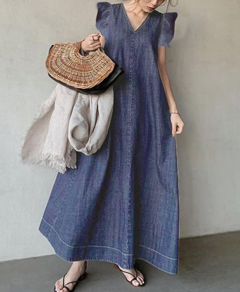 Classic Vintage & Enduringly Stylish Dress