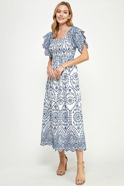 Gracefully Styled Dress for Any Occasion