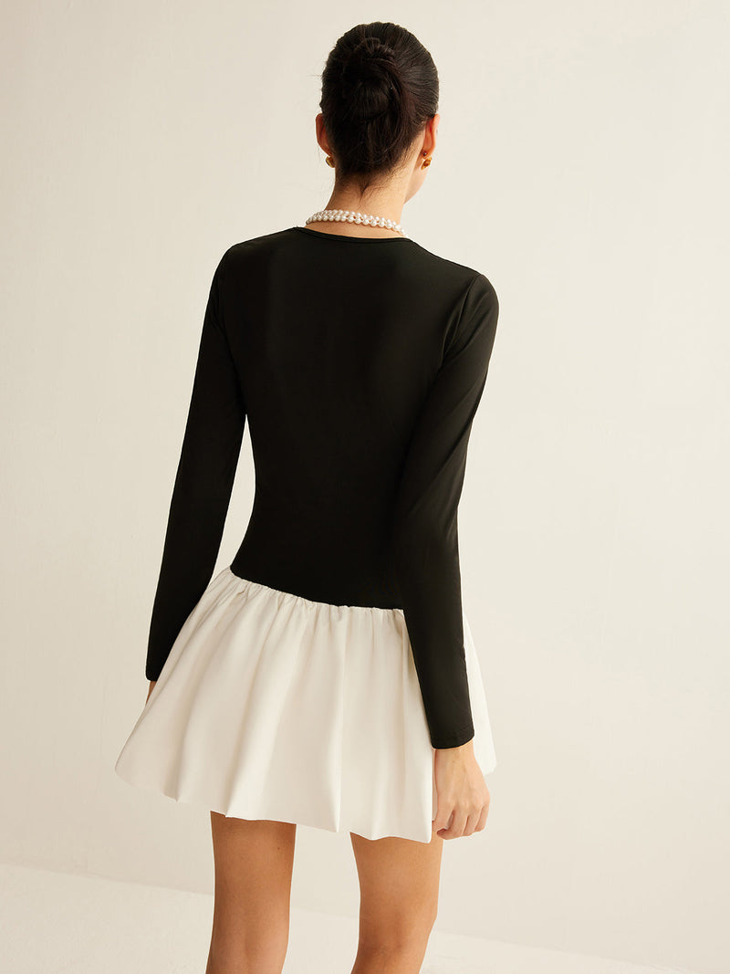 Well Tailored Dress with a Graceful Silhouette