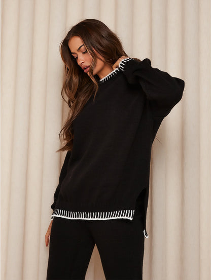 Effortlessly Elegant Garment with a Timeless Design