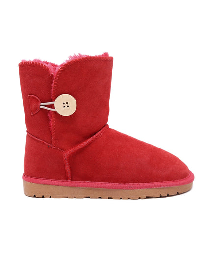 Polished Boots with an Effortless Classic Look