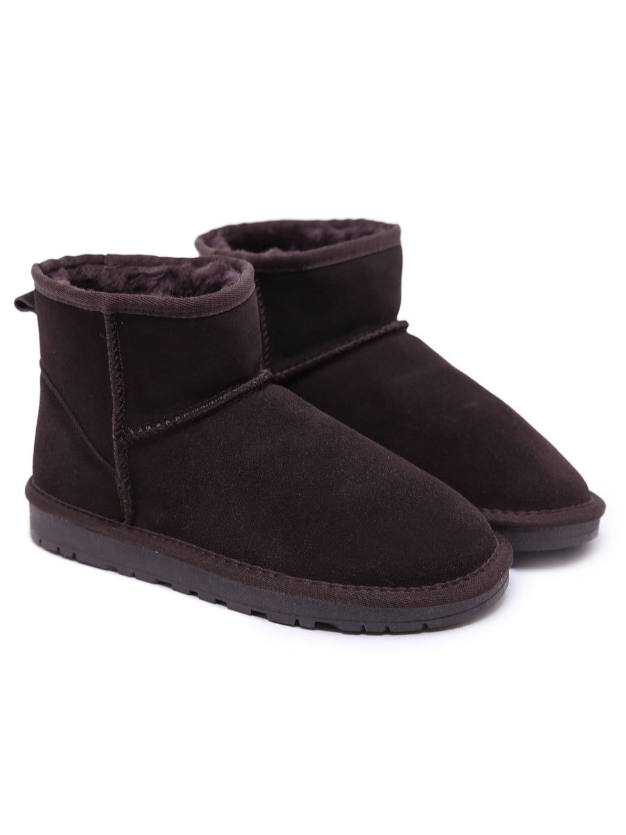 Gracefully Styled Boots for Any Occasion