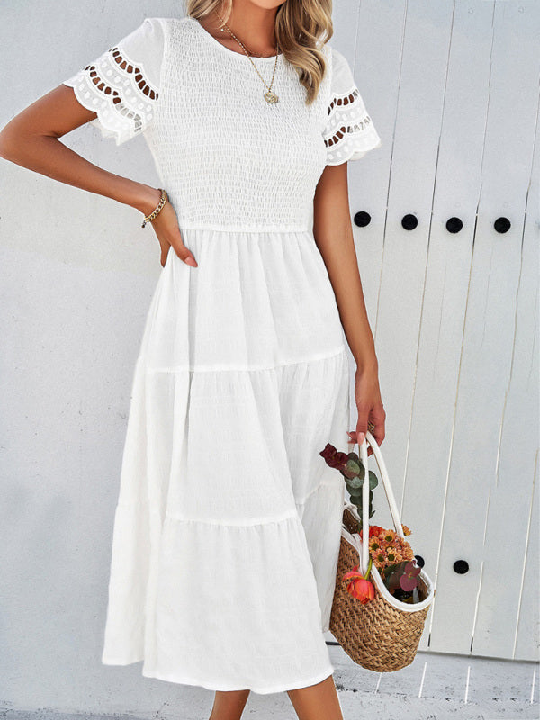 Effortlessly Elegant Dress with a Timeless Design