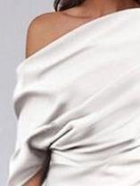 Well Tailored Pants with a Graceful Silhouette