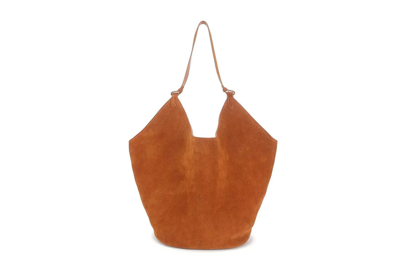 Gracefully Styled Bag for Any Occasion