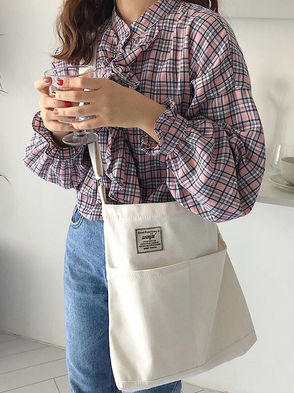 Polished Bag with an Effortless Classic Look
