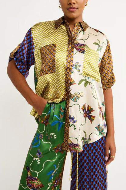 Classic Vintage Blouse with a Flattering Fit