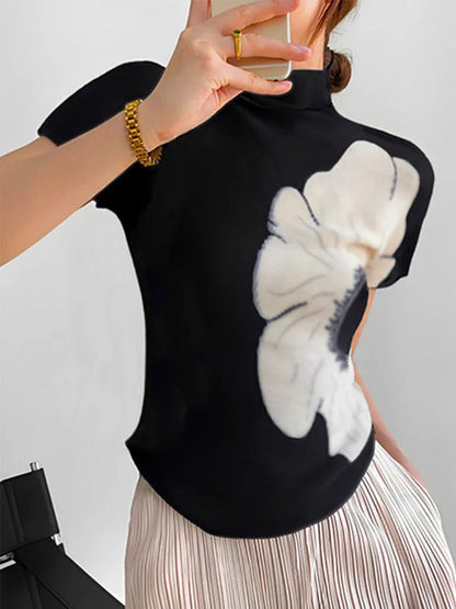 Classic Vintage T-Shirt with a Flattering Fit