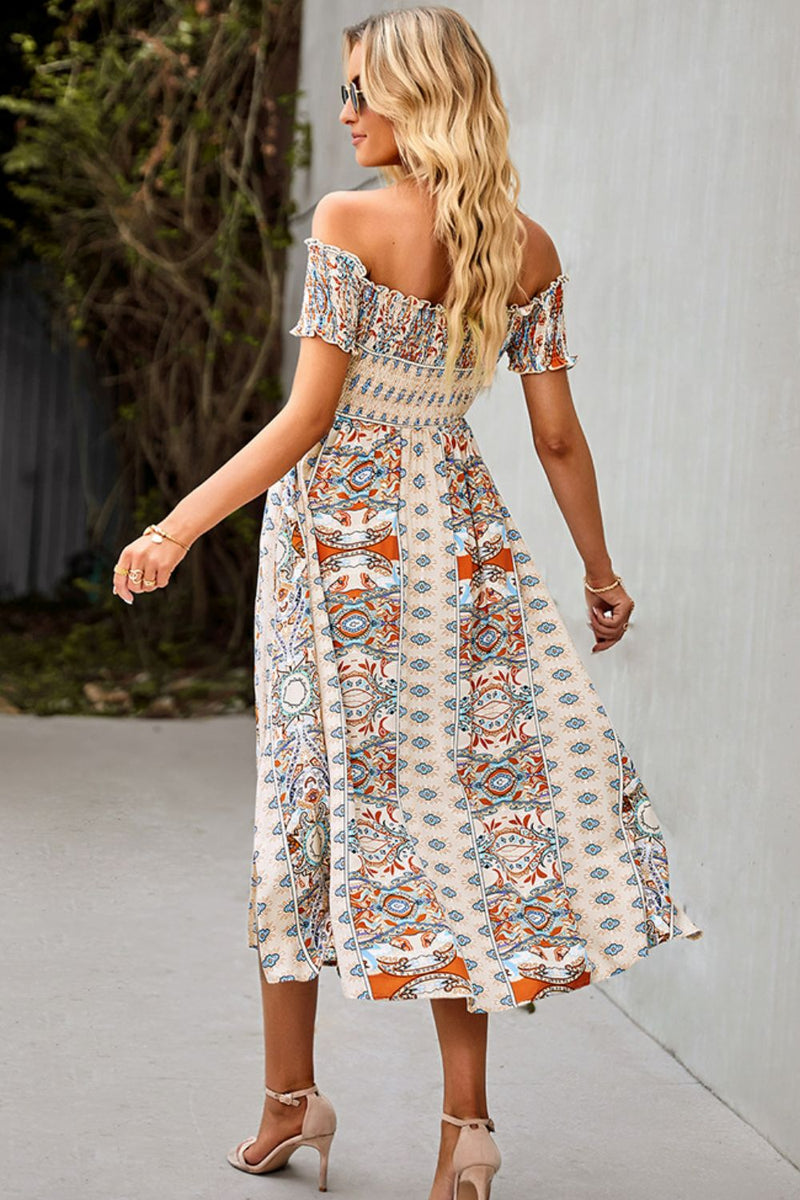 Classic Vintage Dress with a Flattering Fit