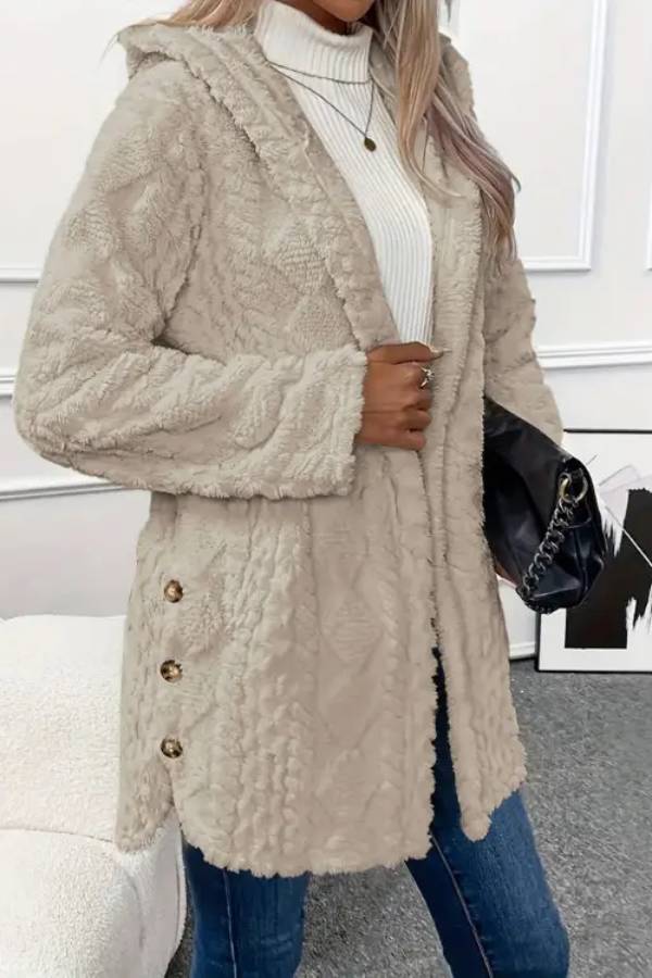 Well Tailored Coat with a Graceful Silhouette