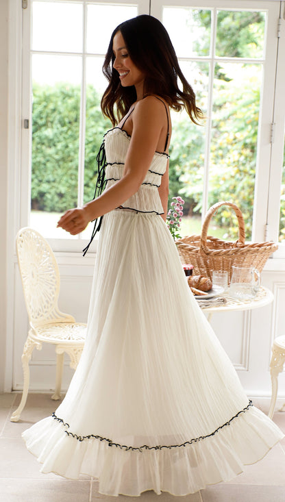 Beautifully Balanced Top with Timeless Character