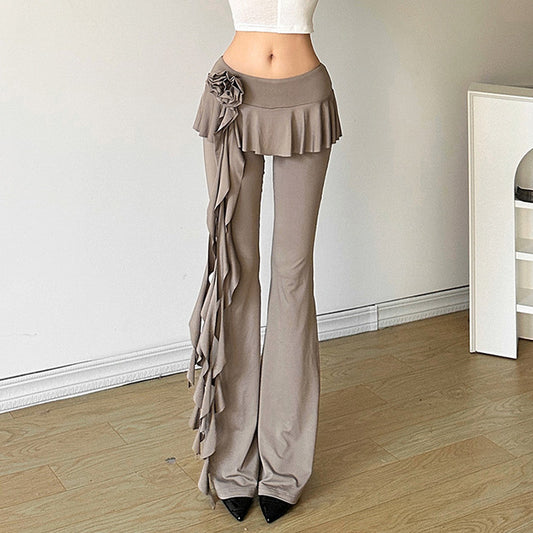 Effortlessly Elegant Trousers with a Timeless Design