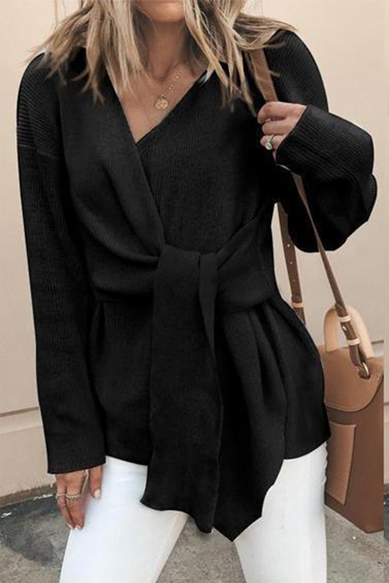 Beautifully Finished Cardigan in a Timeless Design