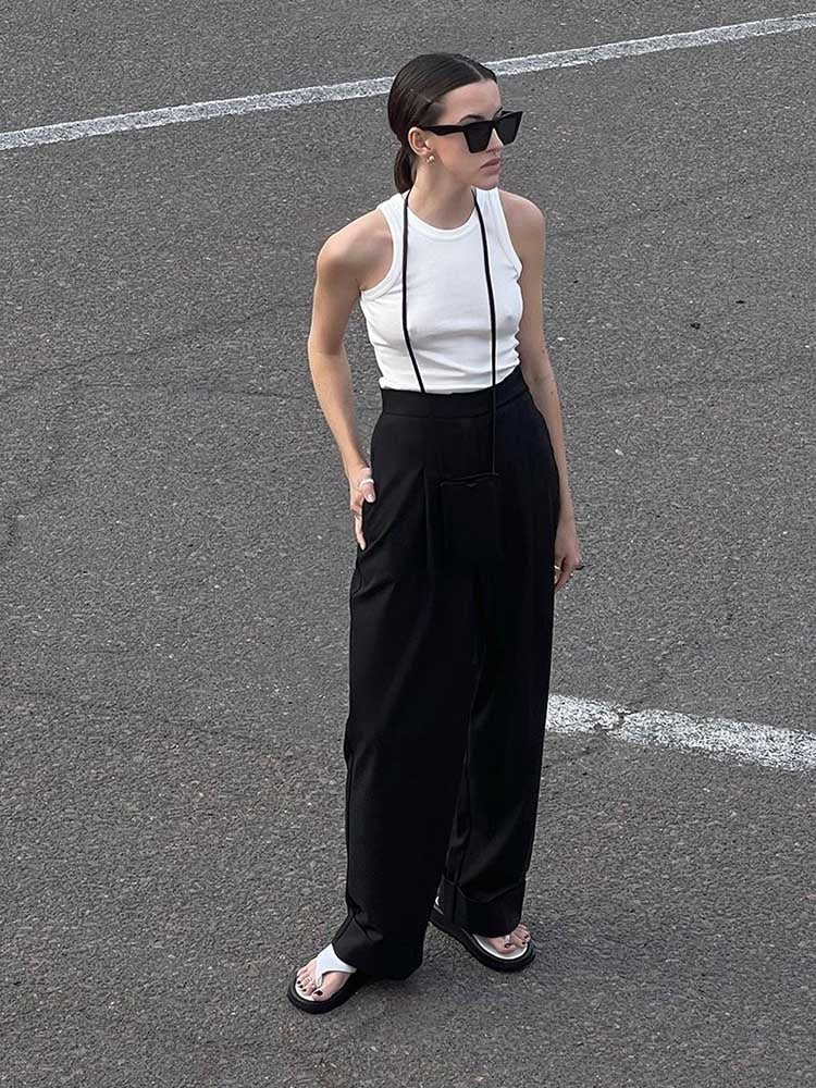 Beautifully Crafted Pants in a Classic Style