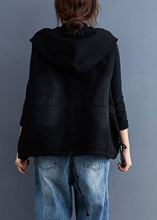 Effortlessly Elegant Garment with a Timeless Design