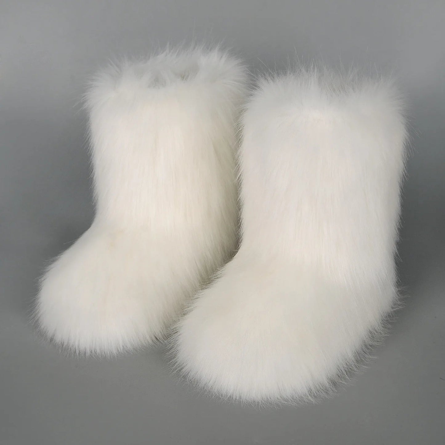 Well Tailored Boots with a Graceful Silhouette