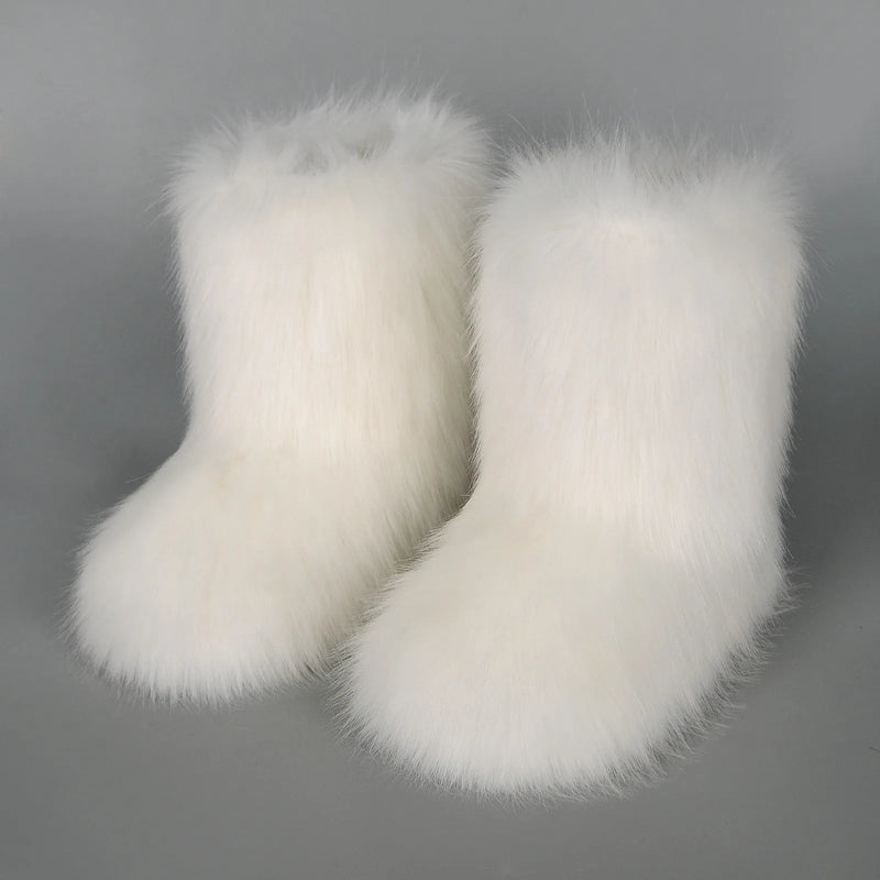 Well Tailored Boots with a Graceful Silhouette