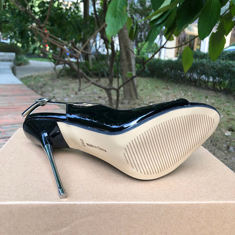 Classic Vintage Heels with a Flattering Fit