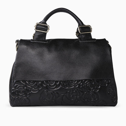 Well Tailored Bag with a Graceful Silhouette