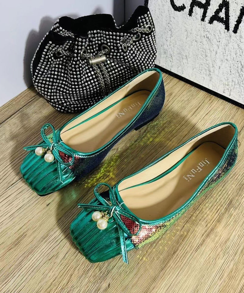 Classic Vintage Shoes with a Flattering Fit