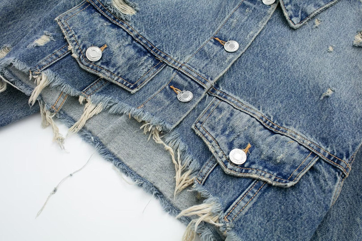 Beautifully Finished Jacket in a Timeless Design