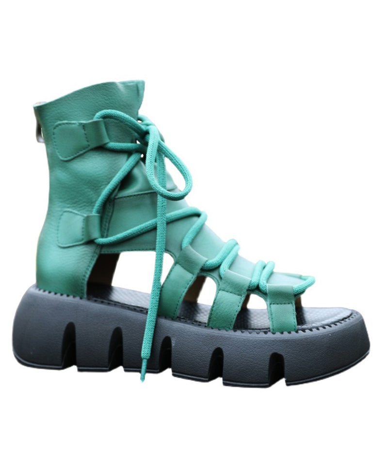 Effortlessly Elegant Sandals with a Timeless Design