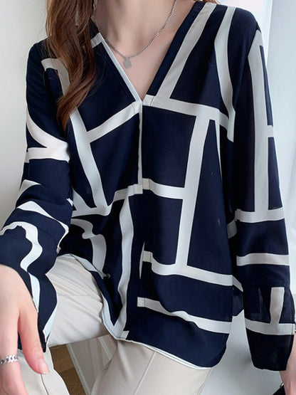 Classic Vintage & Enduringly Stylish Blouse