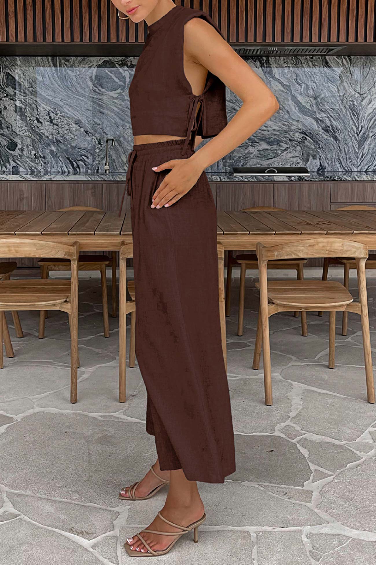 Polished Trousers with an Effortless Classic Look