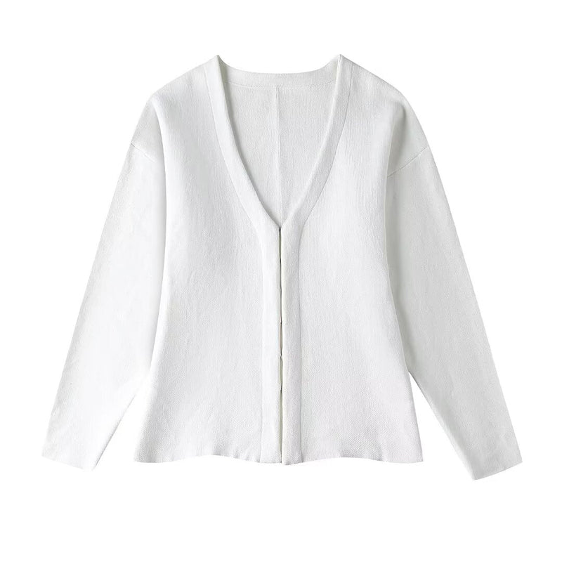 Well Tailored Coat with a Graceful Silhouette