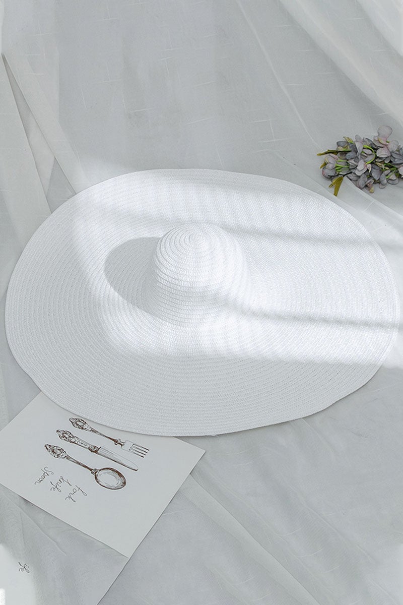 Effortlessly Elegant Garment with a Timeless Design