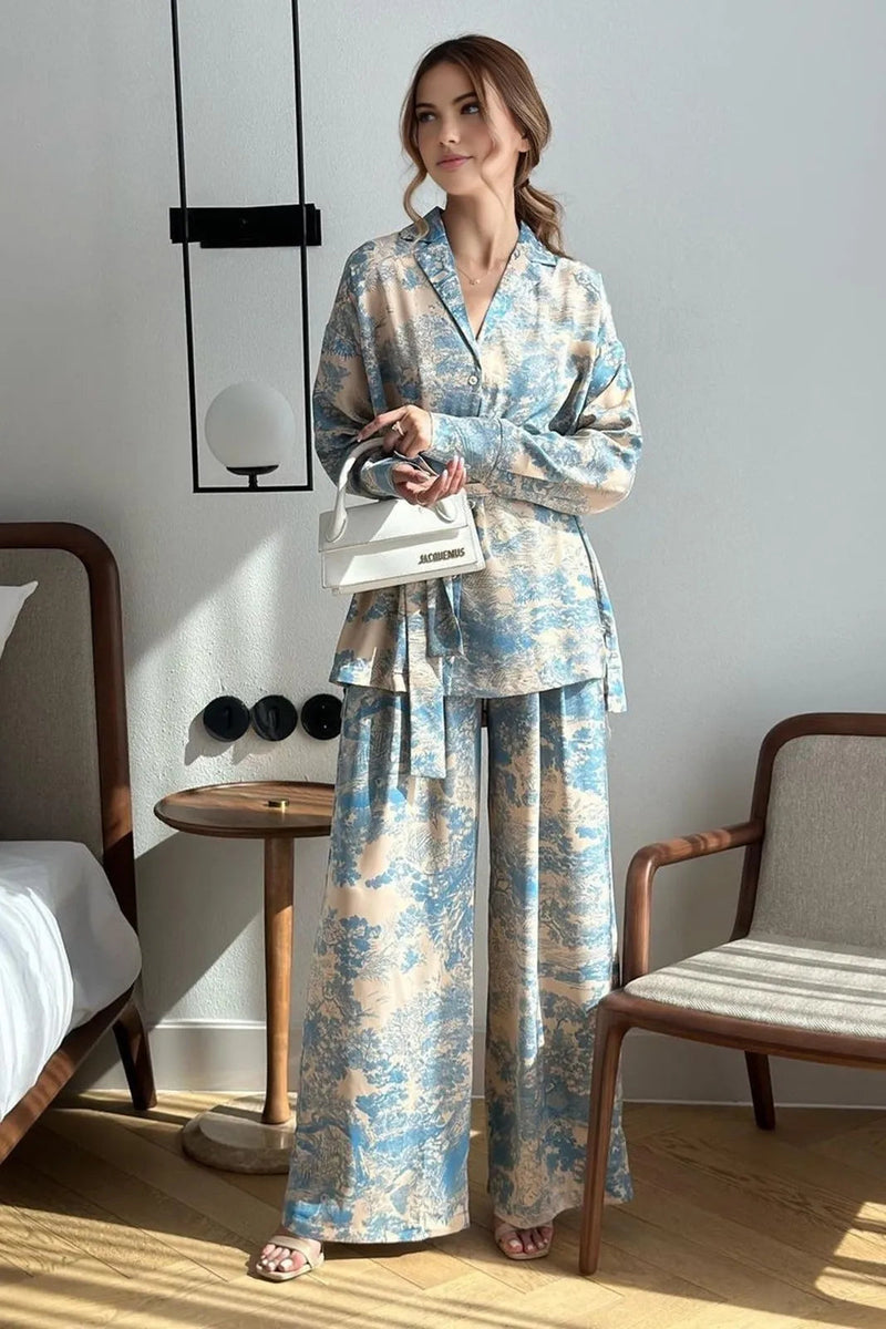 Effortlessly Elegant Pants with a Timeless Design
